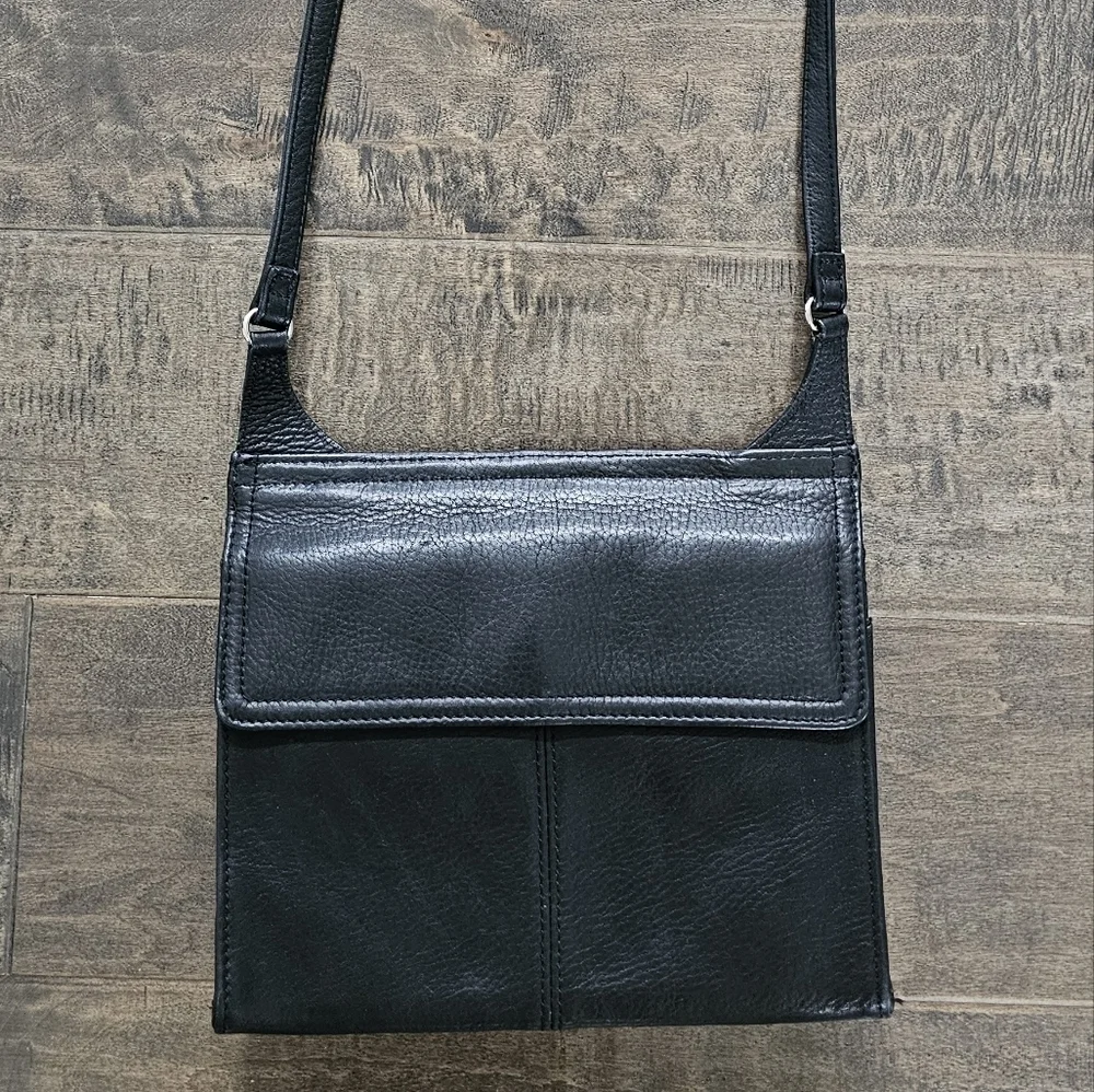 Vintage Rare Fossil Black Leather Crossbody Bag